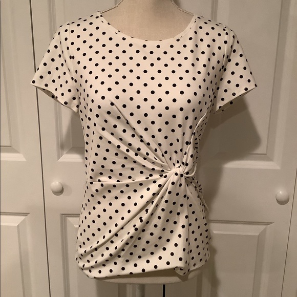 White House Black Market Tops - White House Black Market Twist Tee Size S